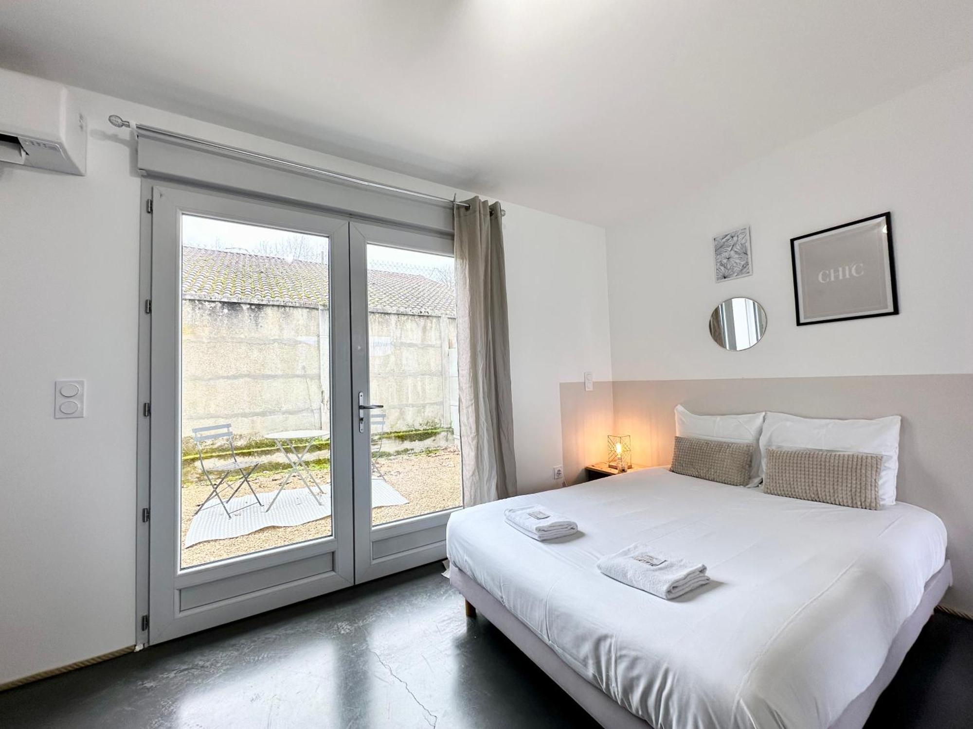 Apartament Le Chic - Parking - Exterieur - Fibre - Calme Mont-de-Marsan Zewnętrze zdjęcie